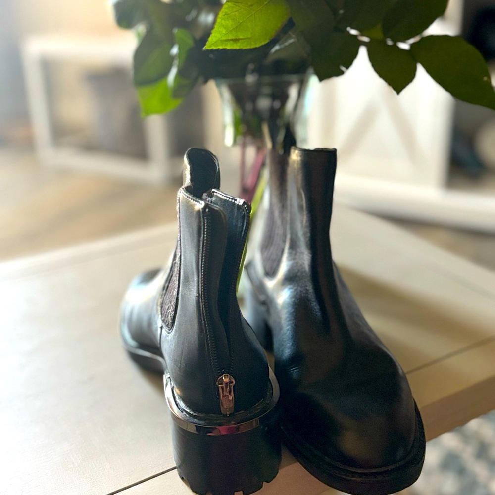 Vince Camuto boots